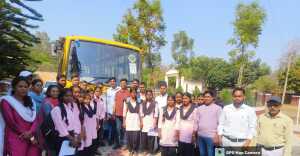 चलंत कंप्यूटर वाहन के माध्यम से सिखाए जाएंगे कंप्यूटर