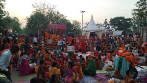 Read more about the article सावन की अंतिम सोमवारी पर सरिया के शिवालयों में उमड़ी भक्तों की भीड़, हर-हर महादेव के जयघोष से गूंजा शहर